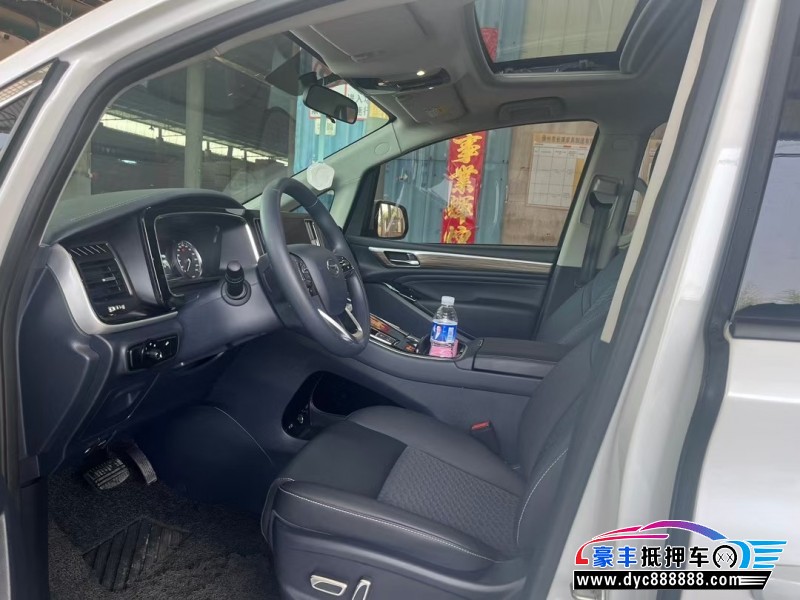 23年传祺M8轿车抵押车出售