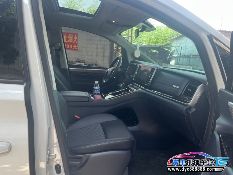 23年传祺M8轿车抵押车出售