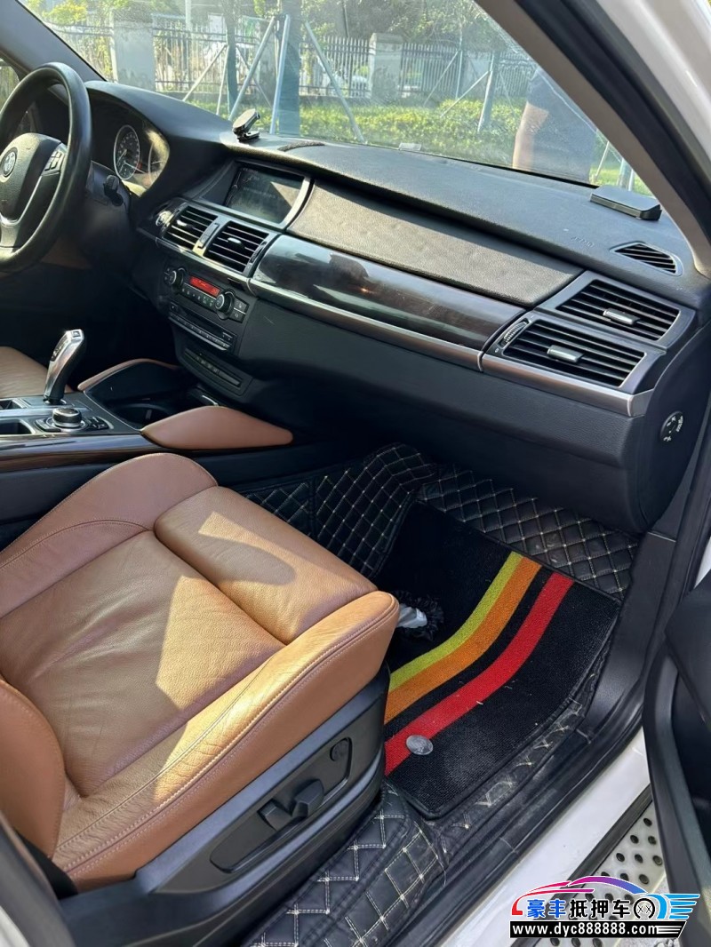 13年宝马X6轿车抵押车出售