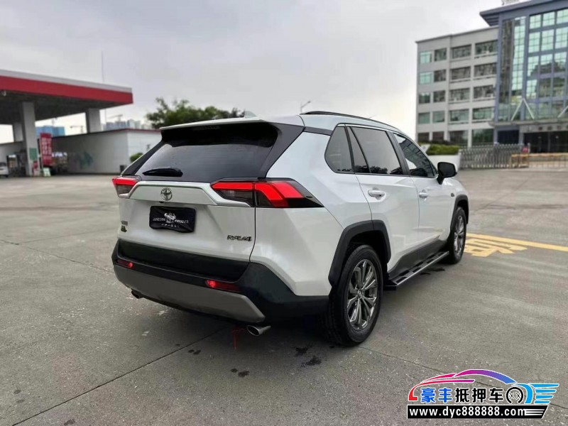 23年丰田RAV4轿车抵押车出售