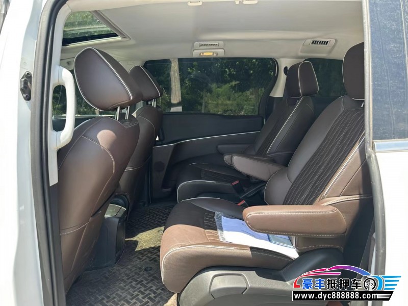 21年别克GL8轿车抵押车出售