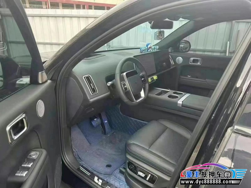 23年理想L7轿车抵押车出售