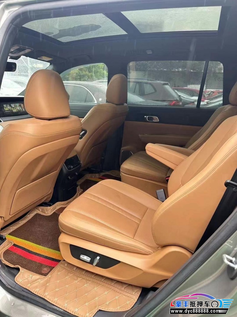 21年理想ONE轿车抵押车出售