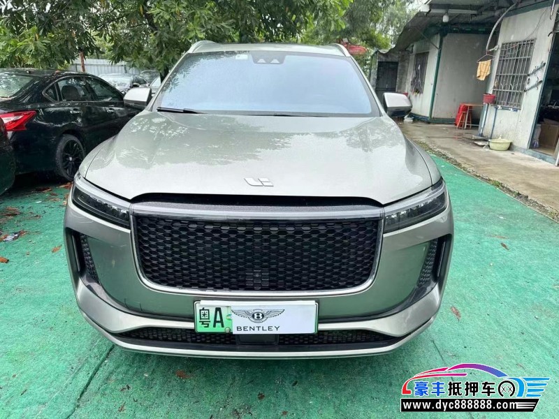 21年理想ONE轿车抵押车出售