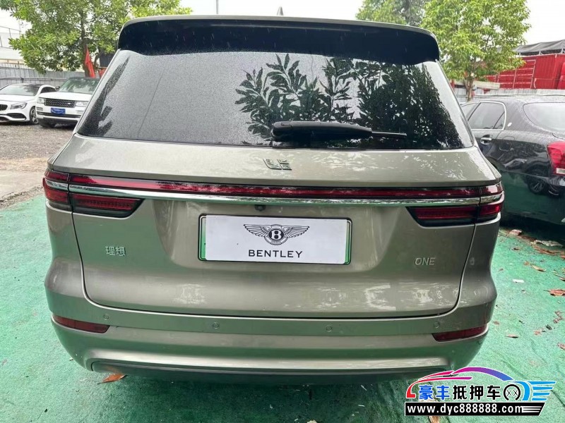 21年理想ONE轿车抵押车出售