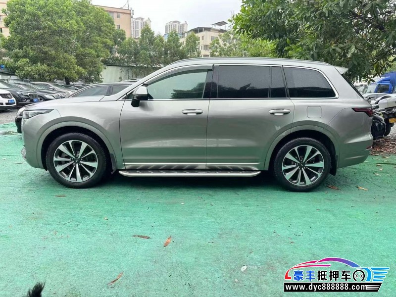 21年理想ONE轿车抵押车出售