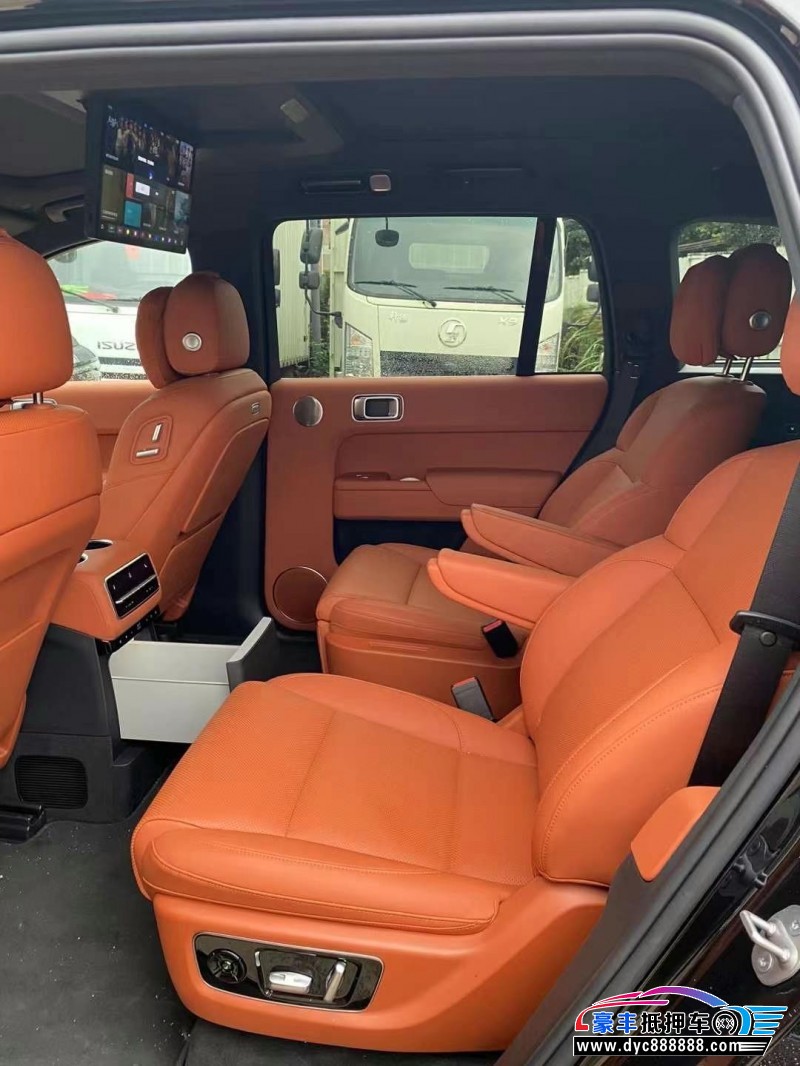 23年理想L9轿车抵押车出售