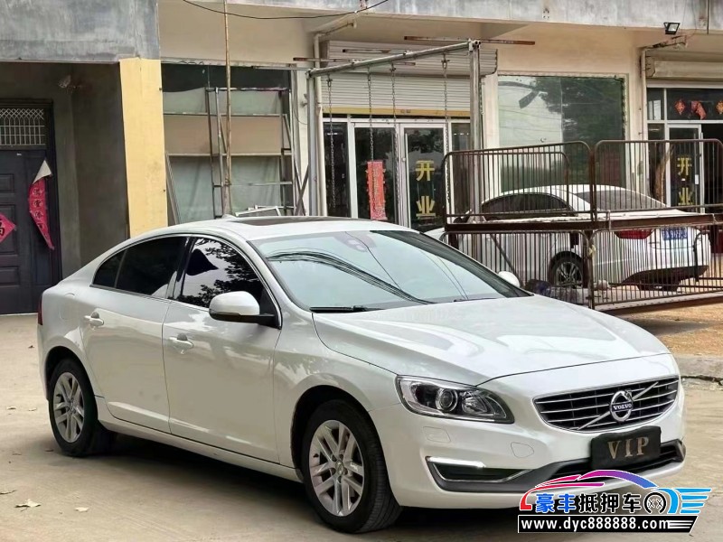 16年沃尔沃S60轿车抵押车出售