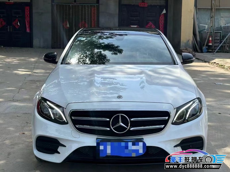 20年奔驰E轿车抵押车出售