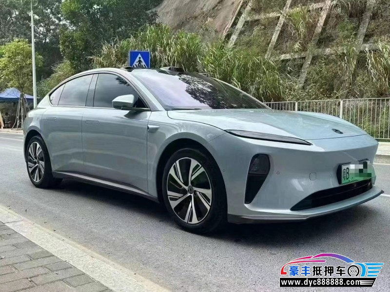 23年蔚来ET5轿车抵押车出售