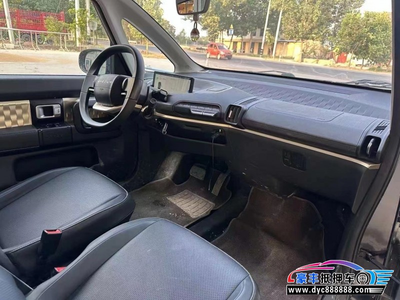 22年宝骏kiwi ev轿车抵押车出售