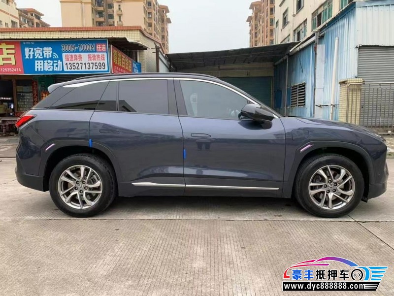 22年蔚来ES6轿车抵押车出售