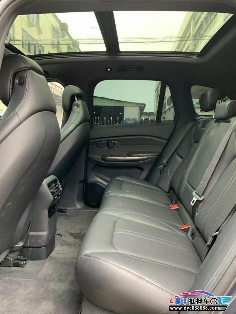 22年蔚来ES6轿车抵押车出售