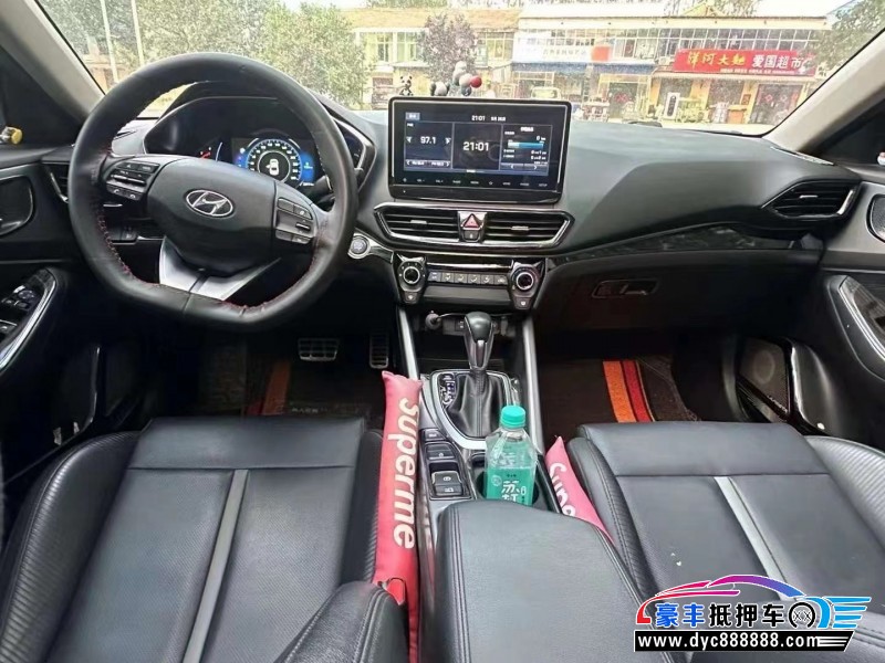 20年现代菲斯塔轿车抵押车出售