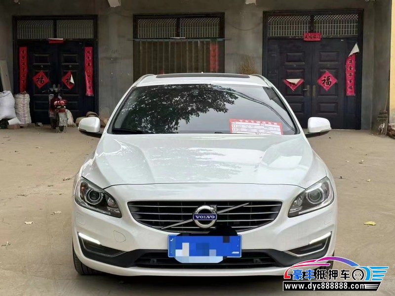 16年沃尔沃V60轿车抵押车出售