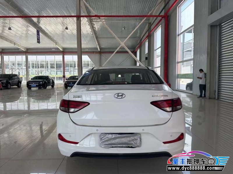 18年现代悦动轿车抵押车出售