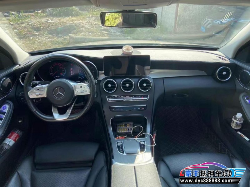 21年奔驰C轿车抵押车出售