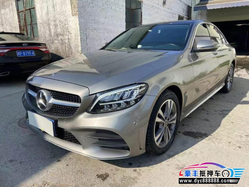 21年奔驰C轿车抵押车出售