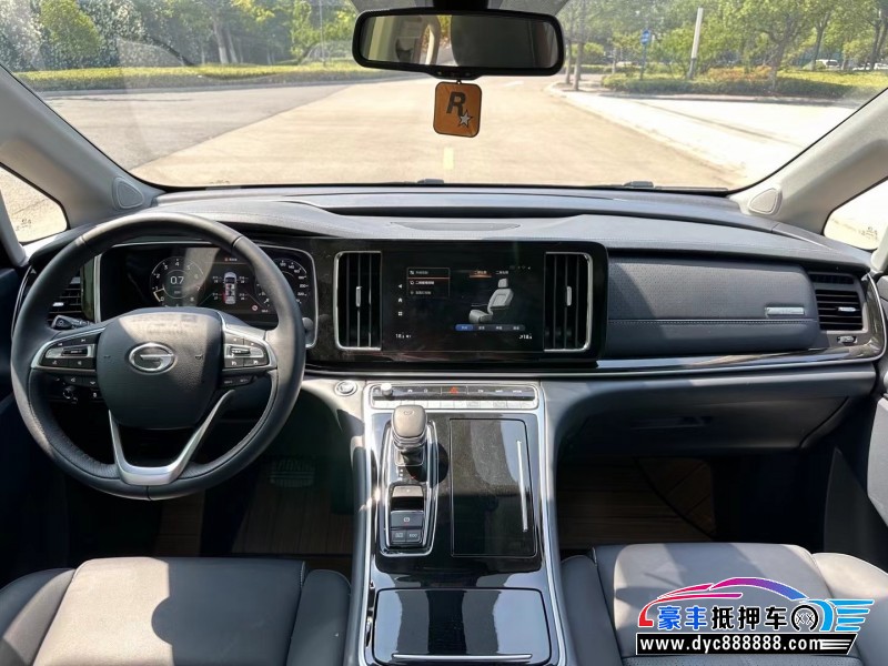 23年传祺M8轿车抵押车出售