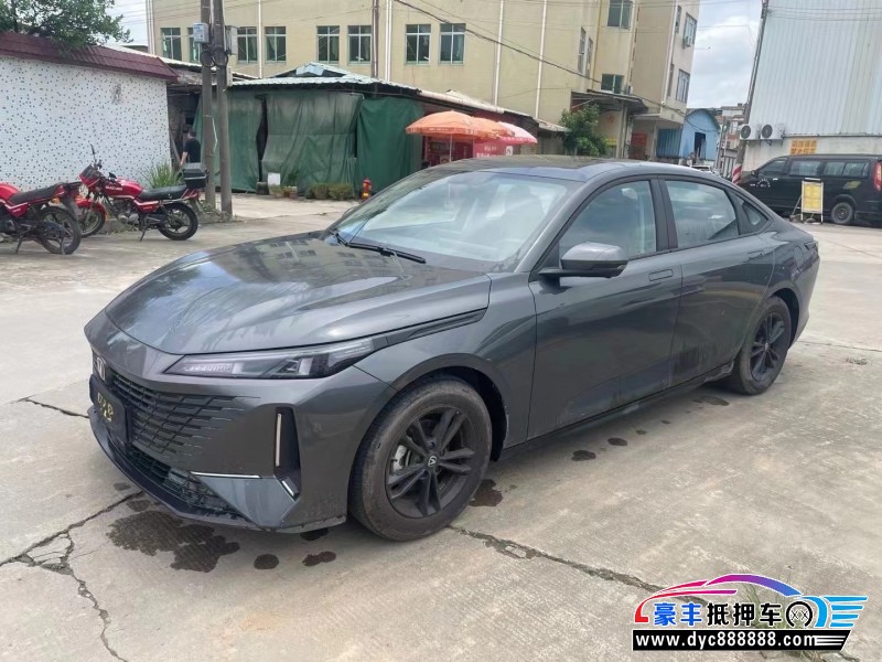 24年长安逸达轿车抵押车出售