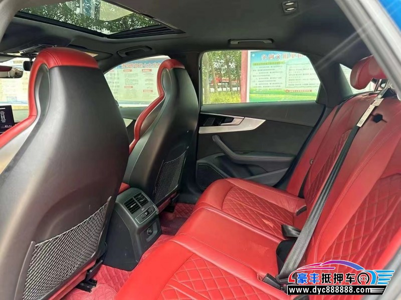 21年奥迪S4轿车抵押车出售