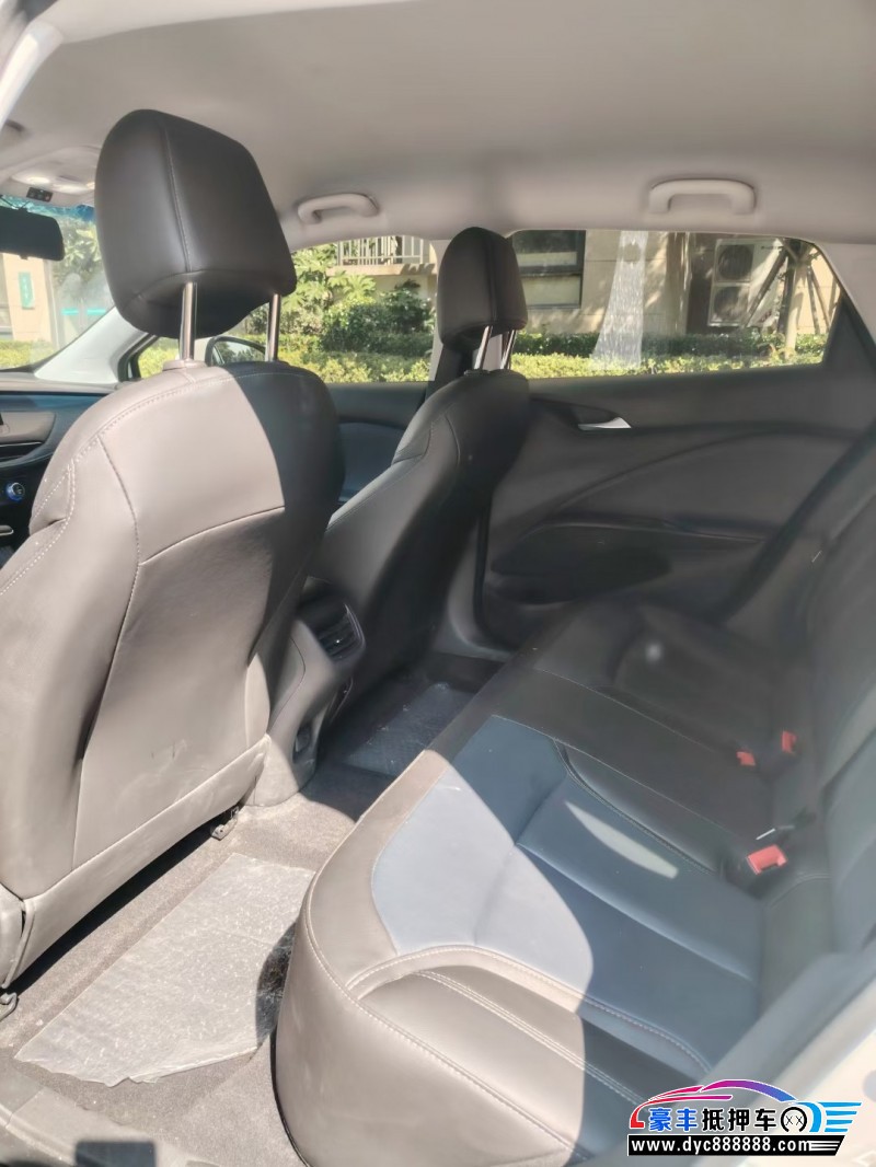 24年别克微蓝轿车抵押车出售