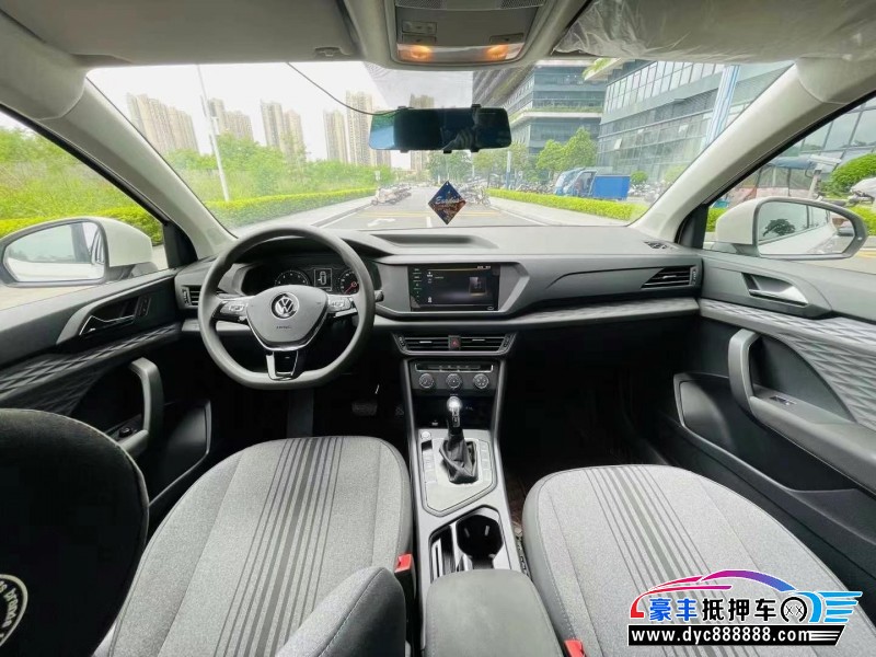 22年大众途岳轿车抵押车出售