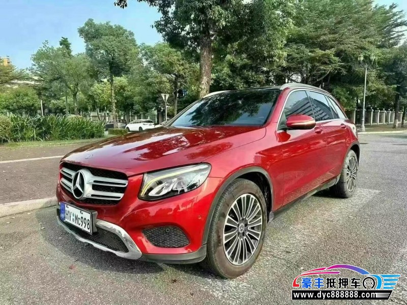 18年奔驰GLC轿车抵押车出售