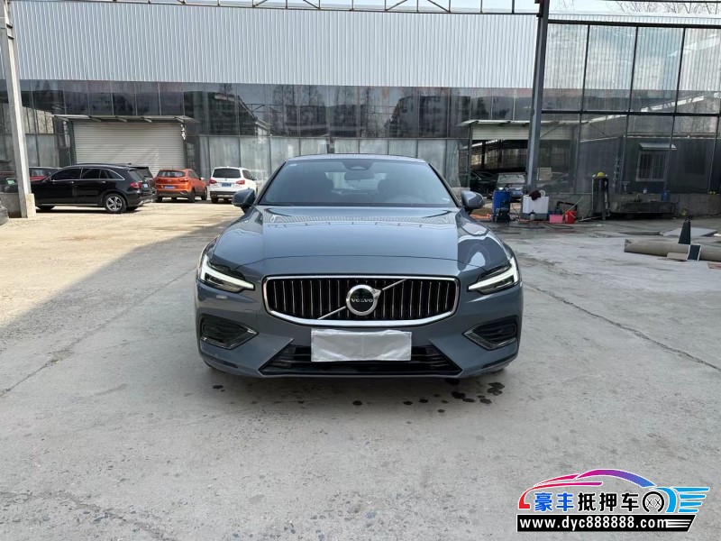 23年沃尔沃S60轿车抵押车出售