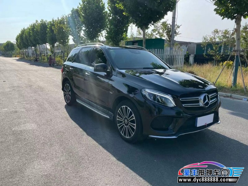 19年奔驰GLE轿车抵押车出售
