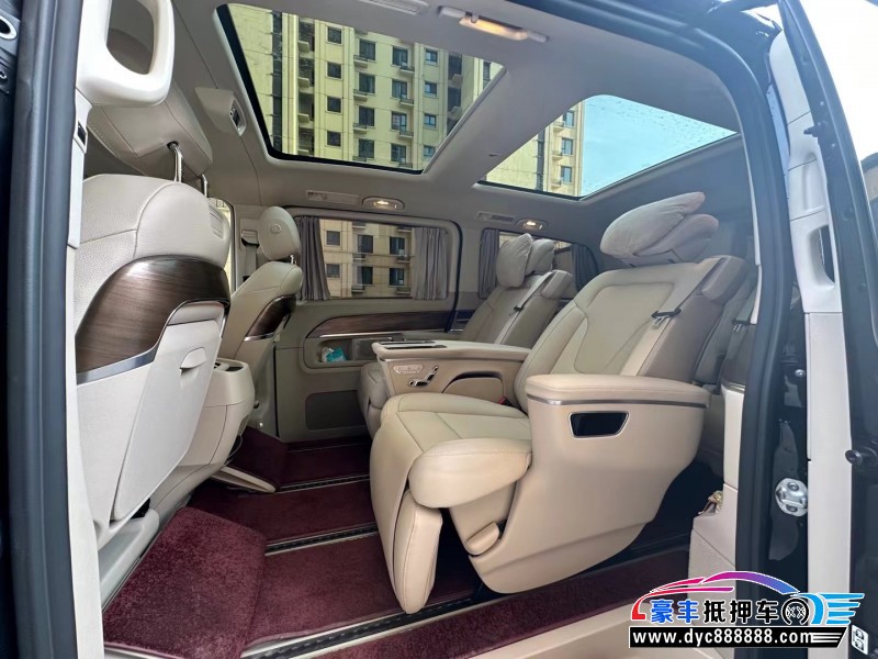 22年奔驰V轿车抵押车出售