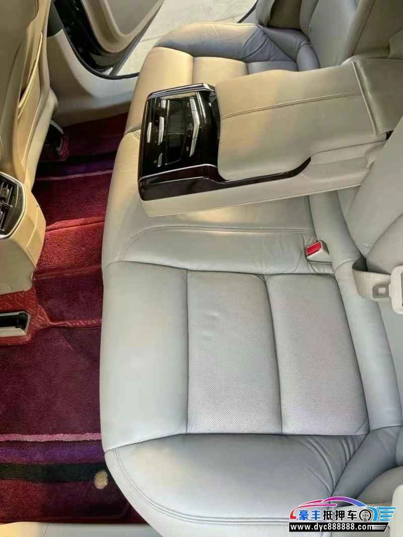 14年凯迪拉克XTS轿车抵押车出售