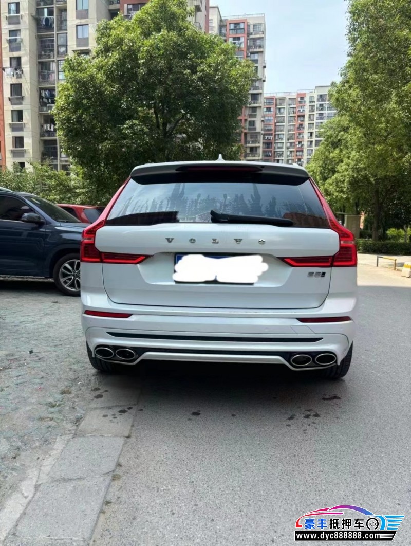 22年沃尔沃XC60轿车抵押车出售