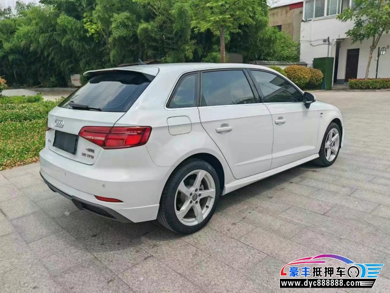21年奥迪A3轿车抵押车出售