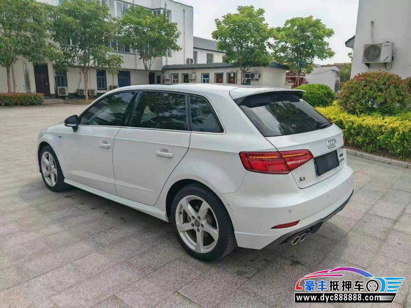 21年奥迪A3轿车抵押车出售