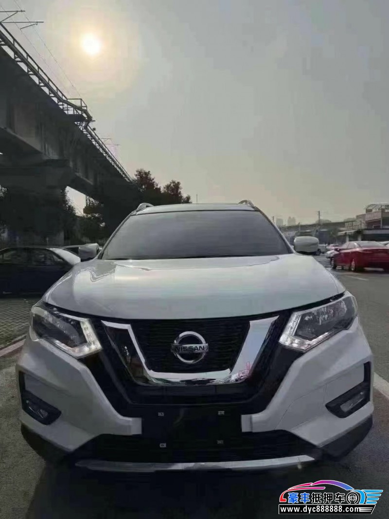 19年日产奇骏轿车抵押车出售