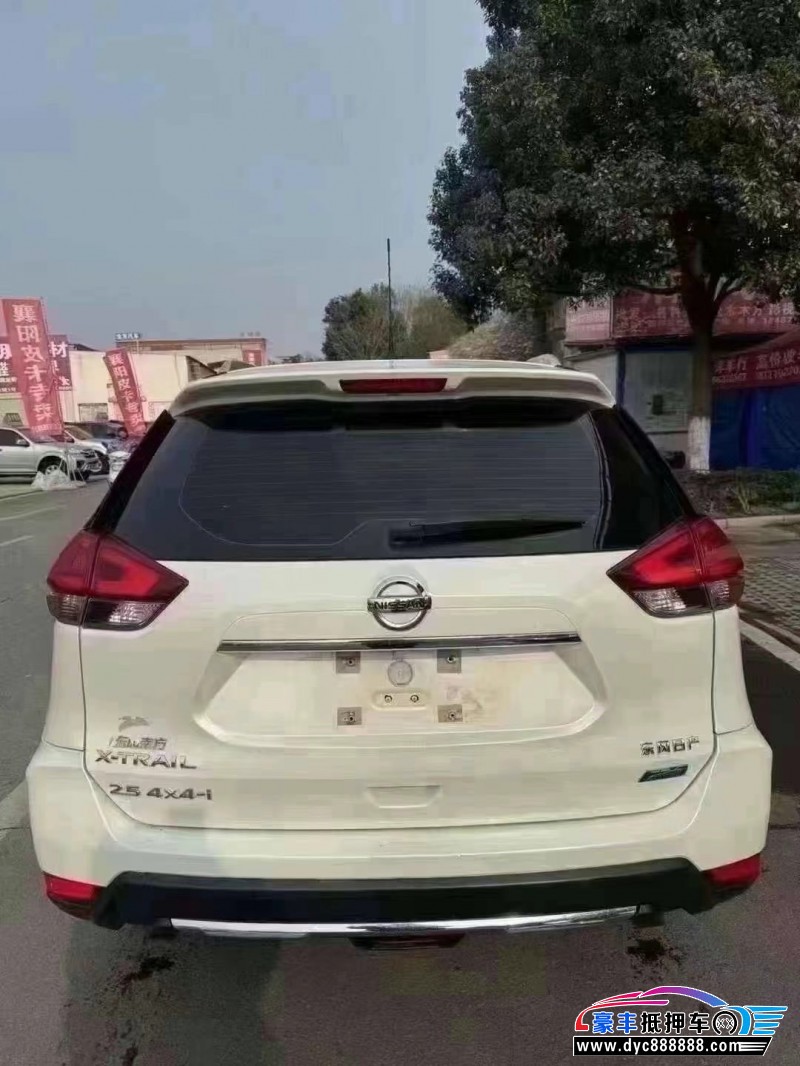 19年日产奇骏轿车抵押车出售