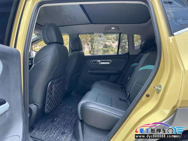 23年埃安Y70轿车抵押车出售