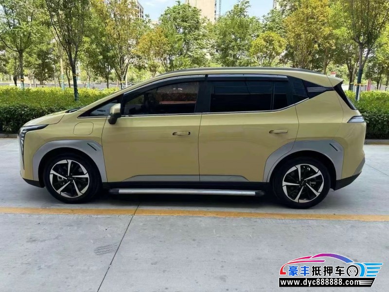 23年埃安Y70轿车抵押车出售