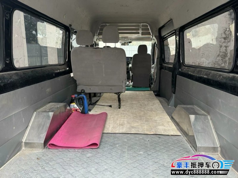 19年福田图雅诺轿车抵押车出售