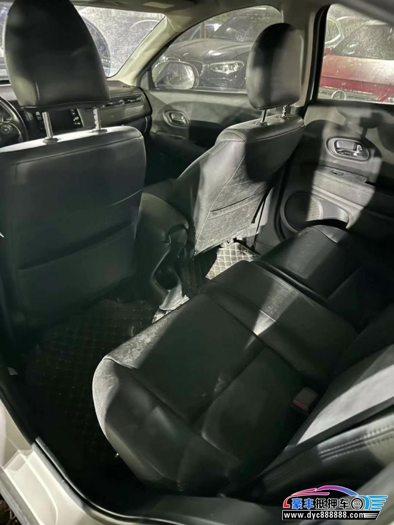 19年本田缤智轿车抵押车出售