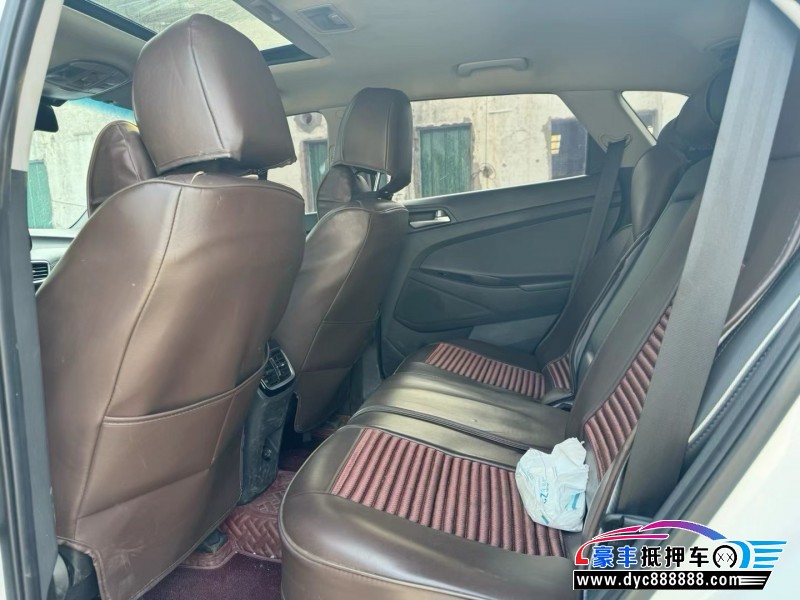 21年现代途胜轿车抵押车出售