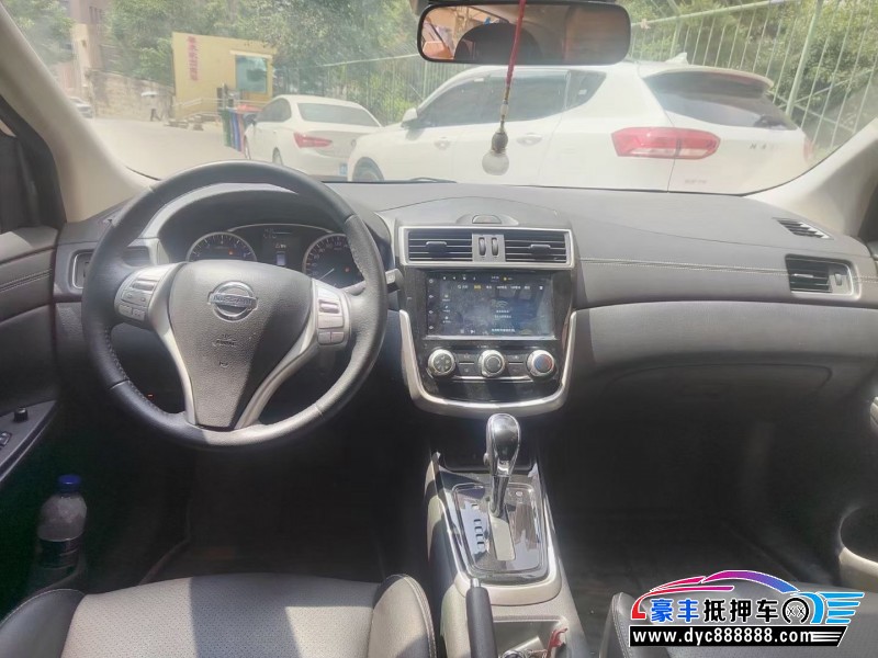 22年日产骐达轿车抵押车出售