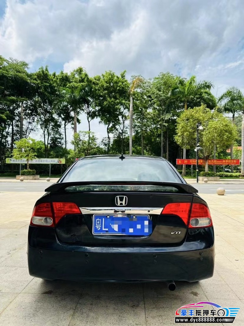 10年本田思域轿车抵押车出售