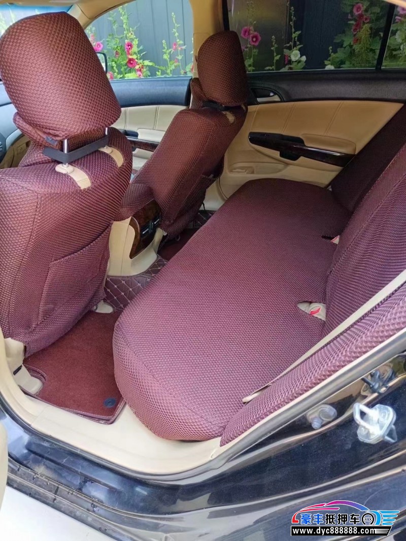 10年本田雅阁轿车抵押车出售