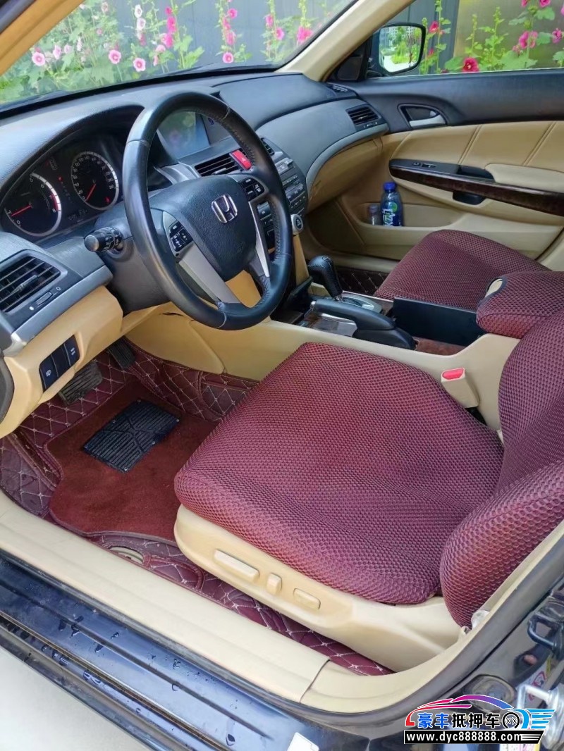 10年本田雅阁轿车抵押车出售