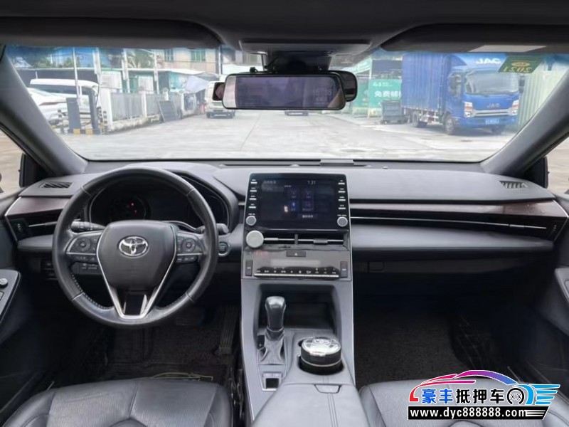 19年丰田亚洲龙轿车抵押车出售