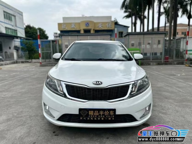 14年起亚K2轿车抵押车出售