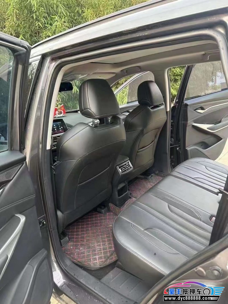 21年长安CS75轿车抵押车出售