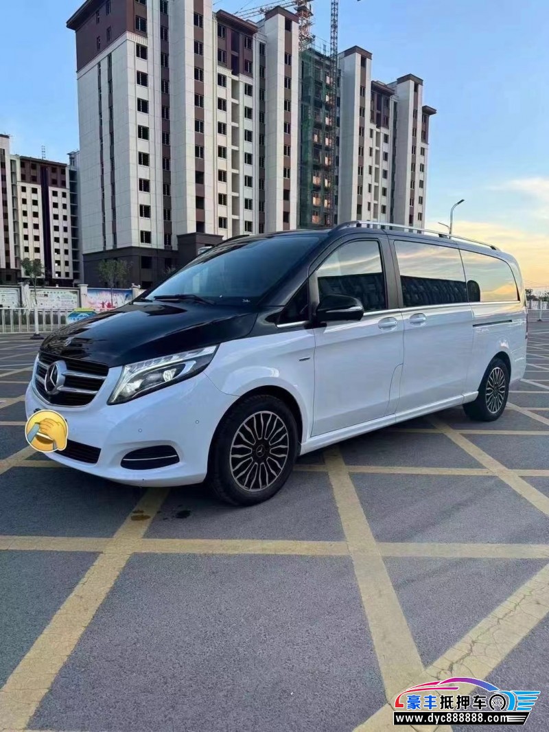 18年奔驰V轿车抵押车出售